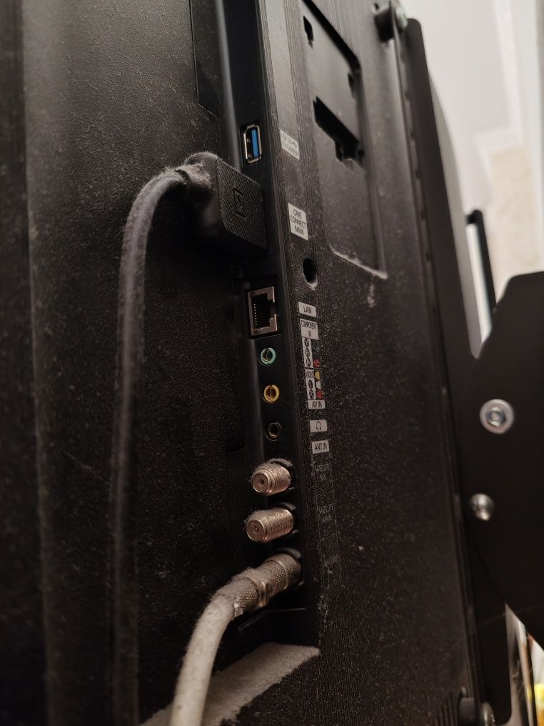 Продам SmartTv Samsung