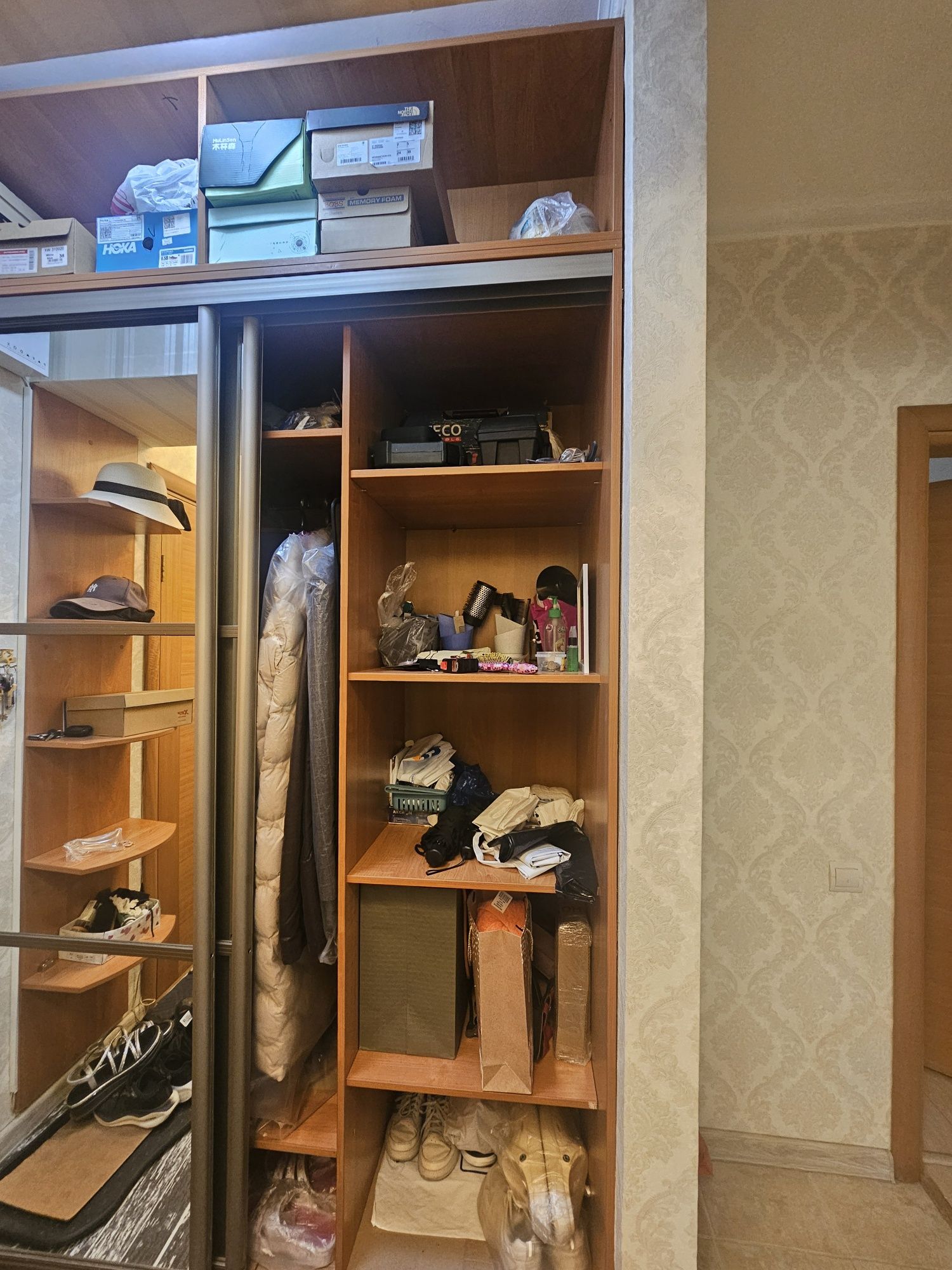 Мебель для прихожий. Шкаф для прихожий