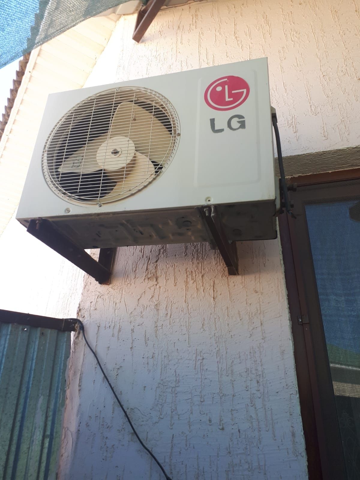 Кондиционер LG   б/у