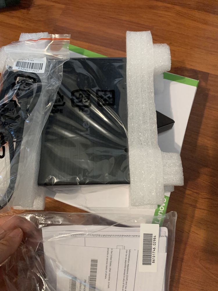 Продам портативный Дисковод Lenovo