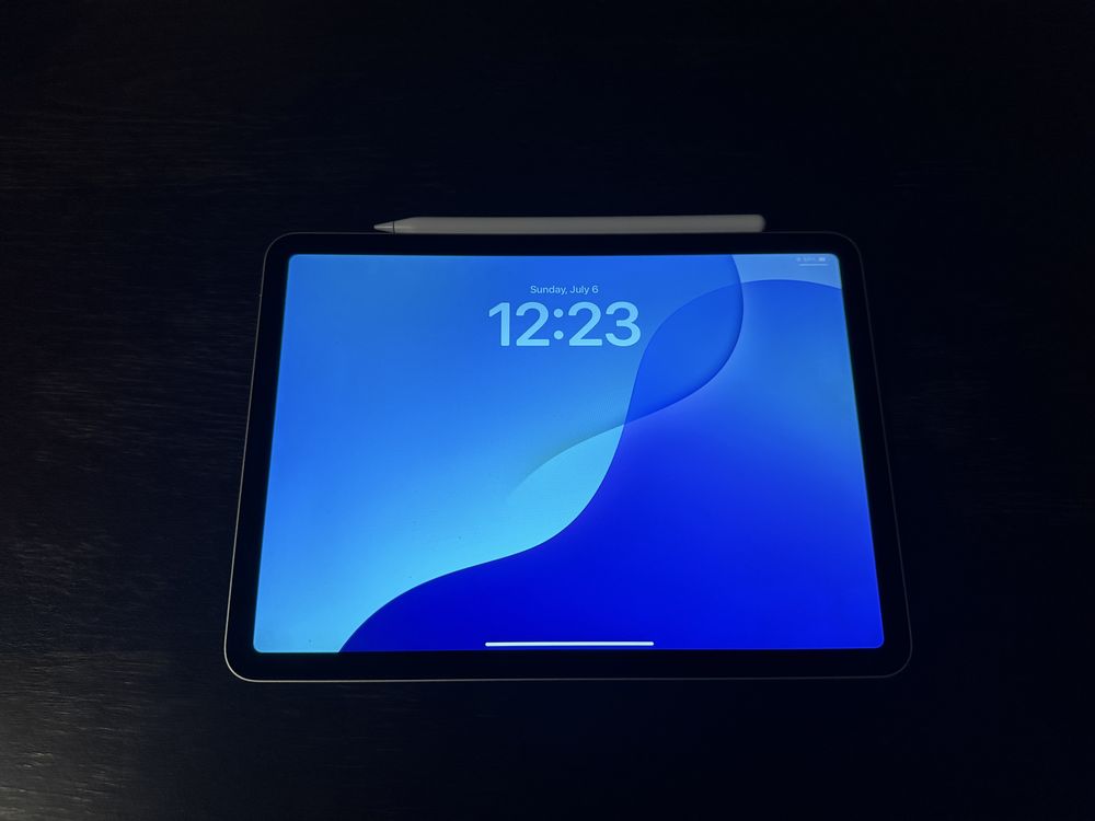 iPad Air 2021 with Apple Pencil