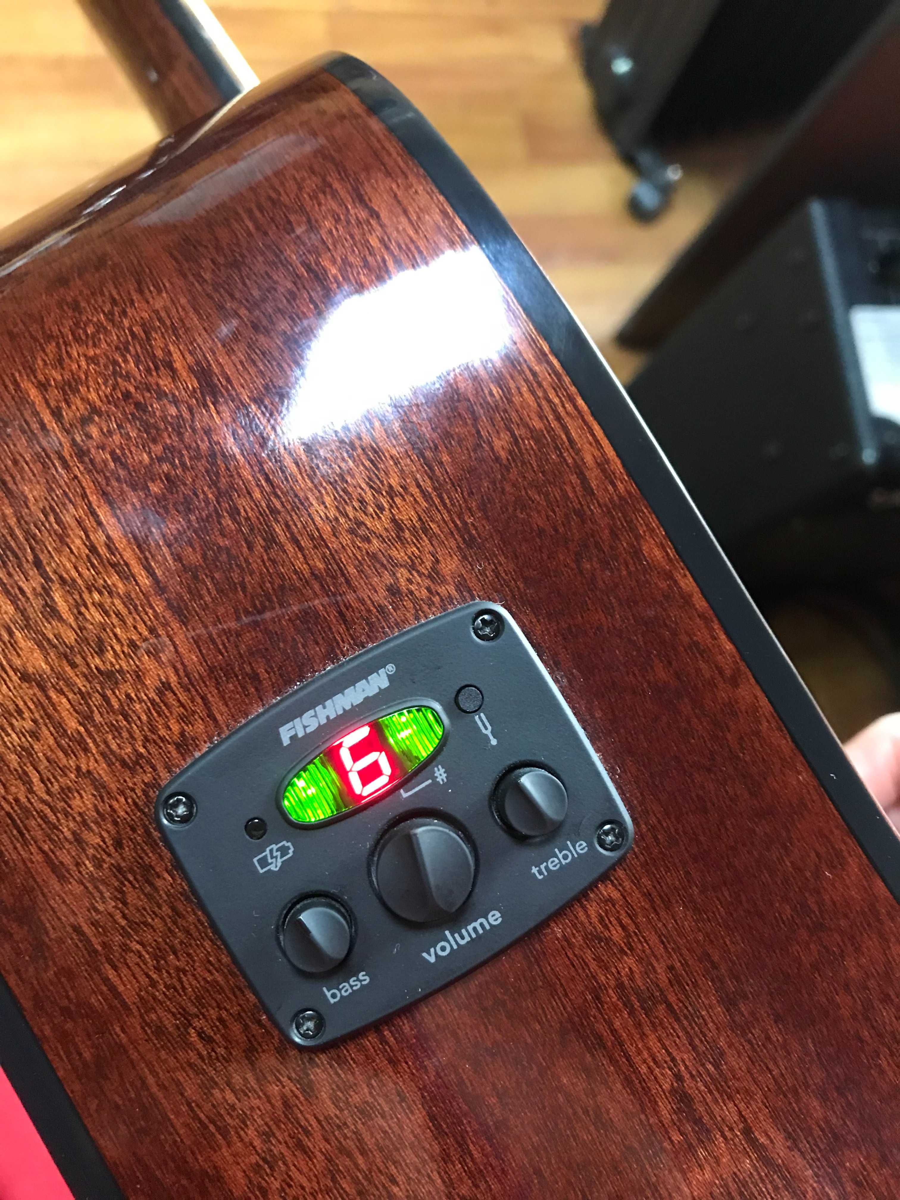 Гитара Fender CD-60, акустика (с подключением к усилителю)