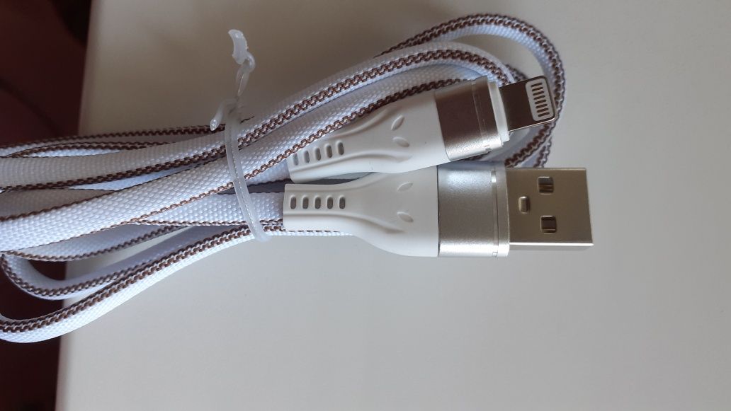 Продам usb кабель и головку зарядки 500тг