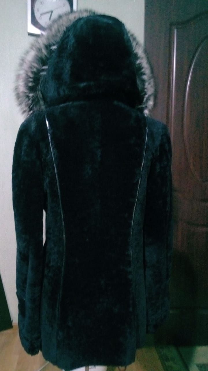 Шуба мутон натуральная!Торг!