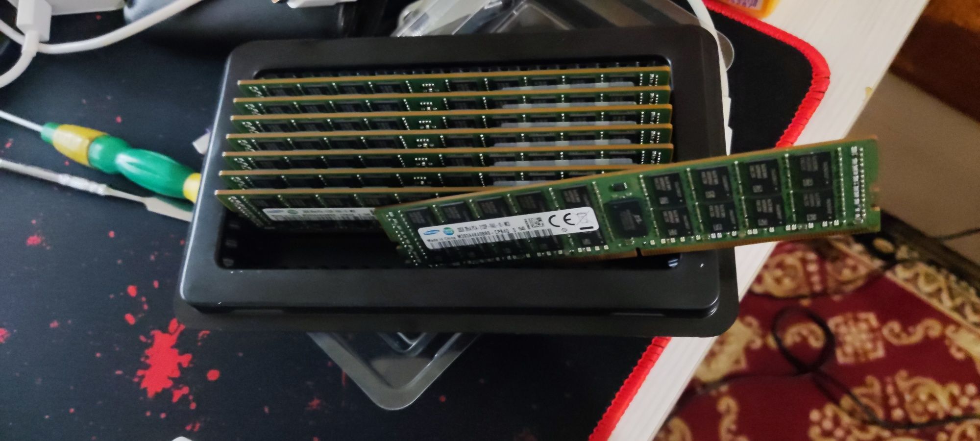 Samsung DDR4 2133mhz 32GB ECC 2R4X