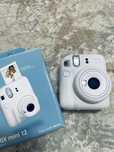 продается instax mini 12