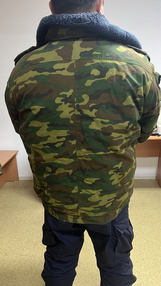 Продам 2 бушлата за 15 000