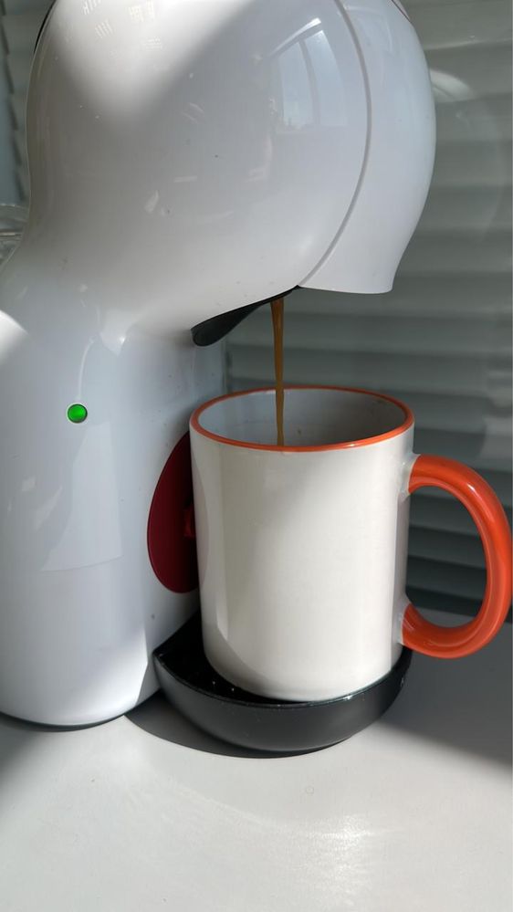 Кофе машина Dolce Gusto Piccolo XS