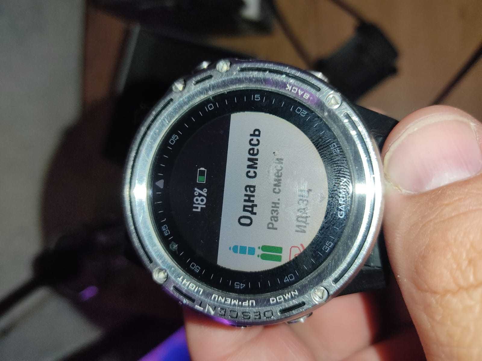 Умные часы, компьютер для дайвинга Garmin Descent MK1