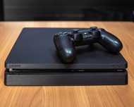 PS4 с 15 играми !