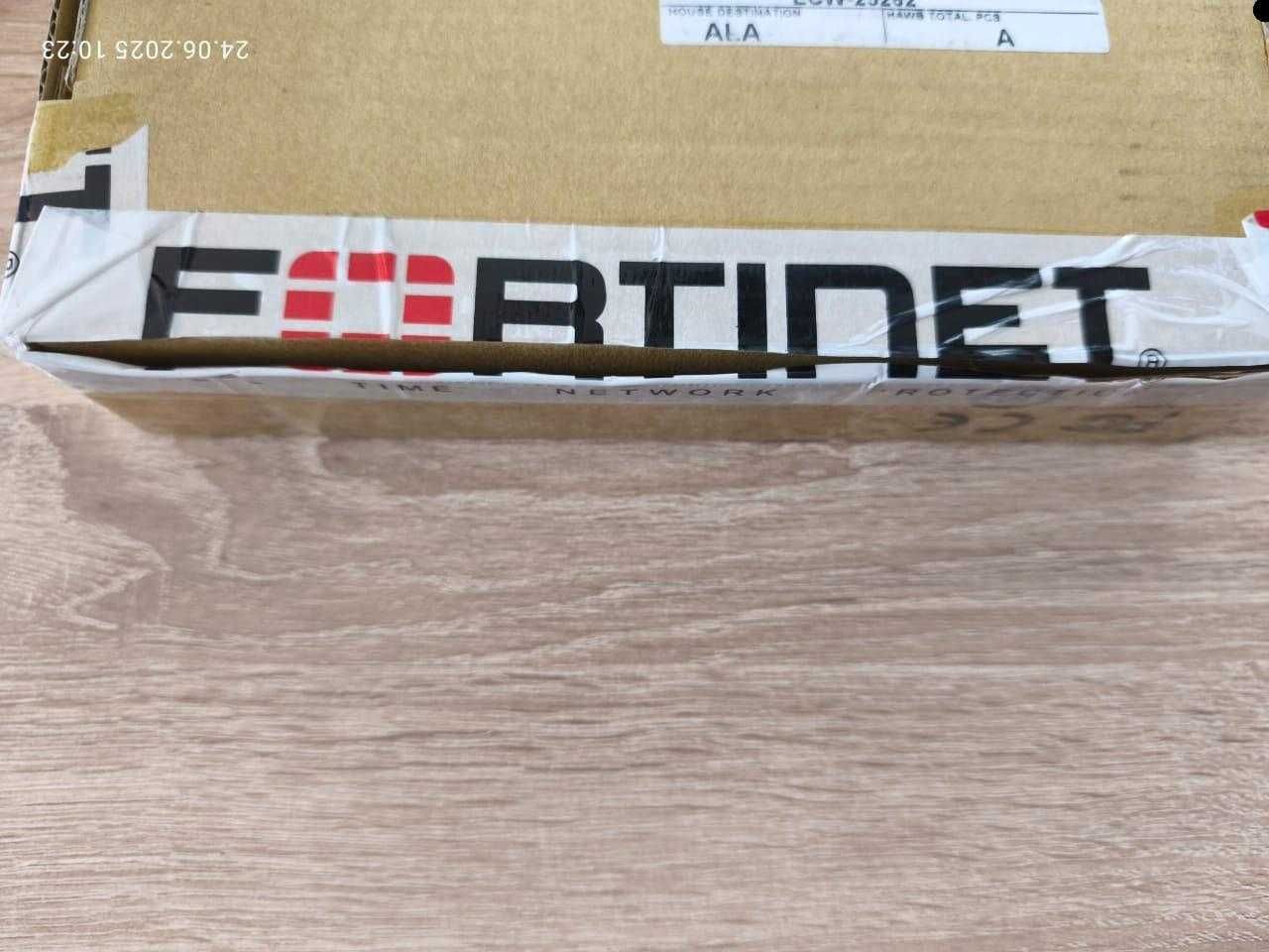 Блок питания AC для  Fortinet FortiGate 80E/81E, 80/81F
