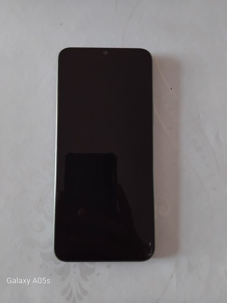 Honor x 6 b на 128 гб / срочнооо