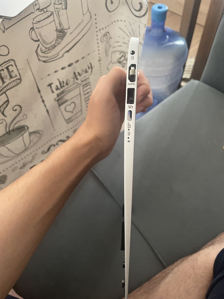 Продаю нижнию часть корпуса от Acer Aspire Swift 3 SF314-51