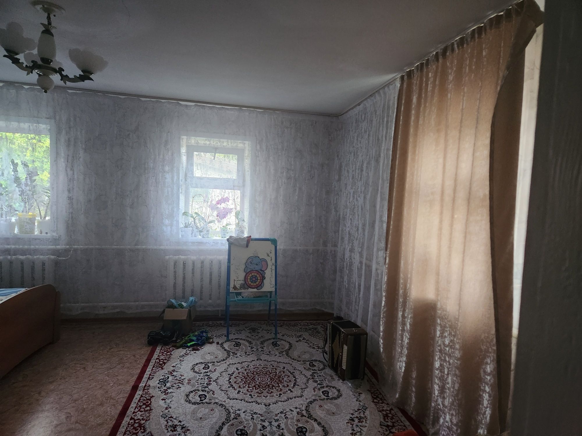 Продам дом в центре Кенжеколя, отдельностоящий