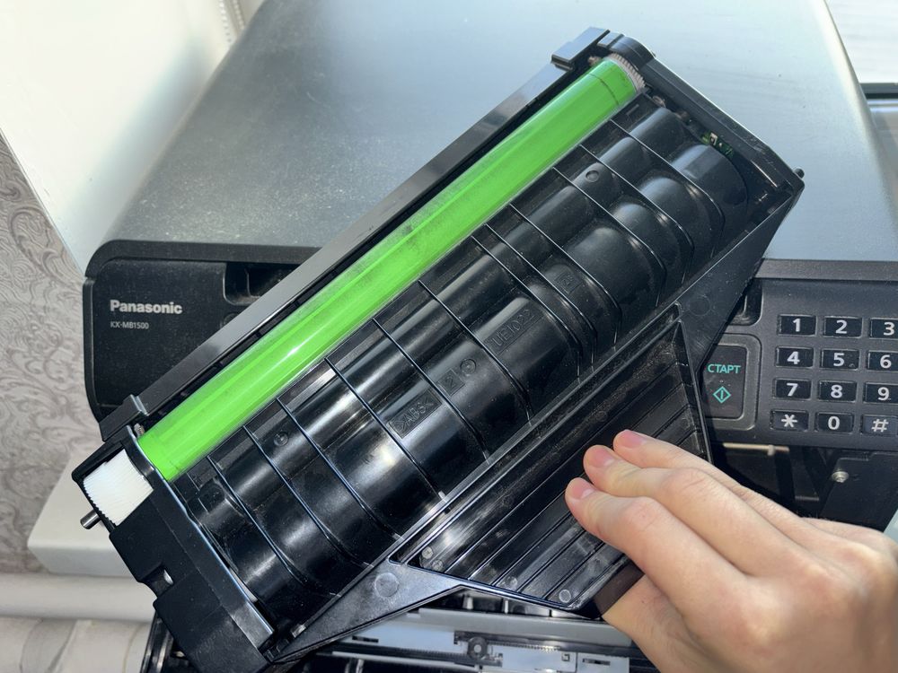Принтер Panasonic KX-MB1500 с функцией копира и сканера