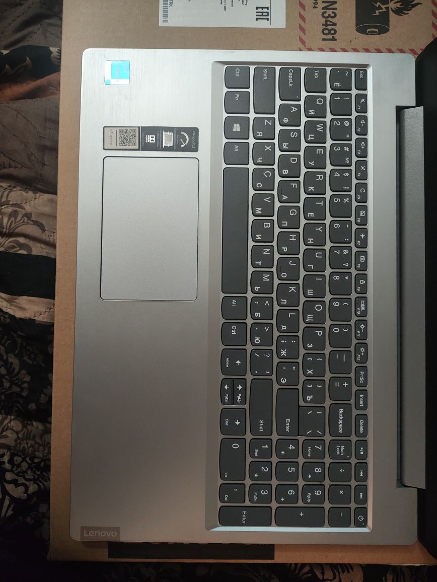 Продам ноутбук Lenovo IdeaPad L3 15ITL6