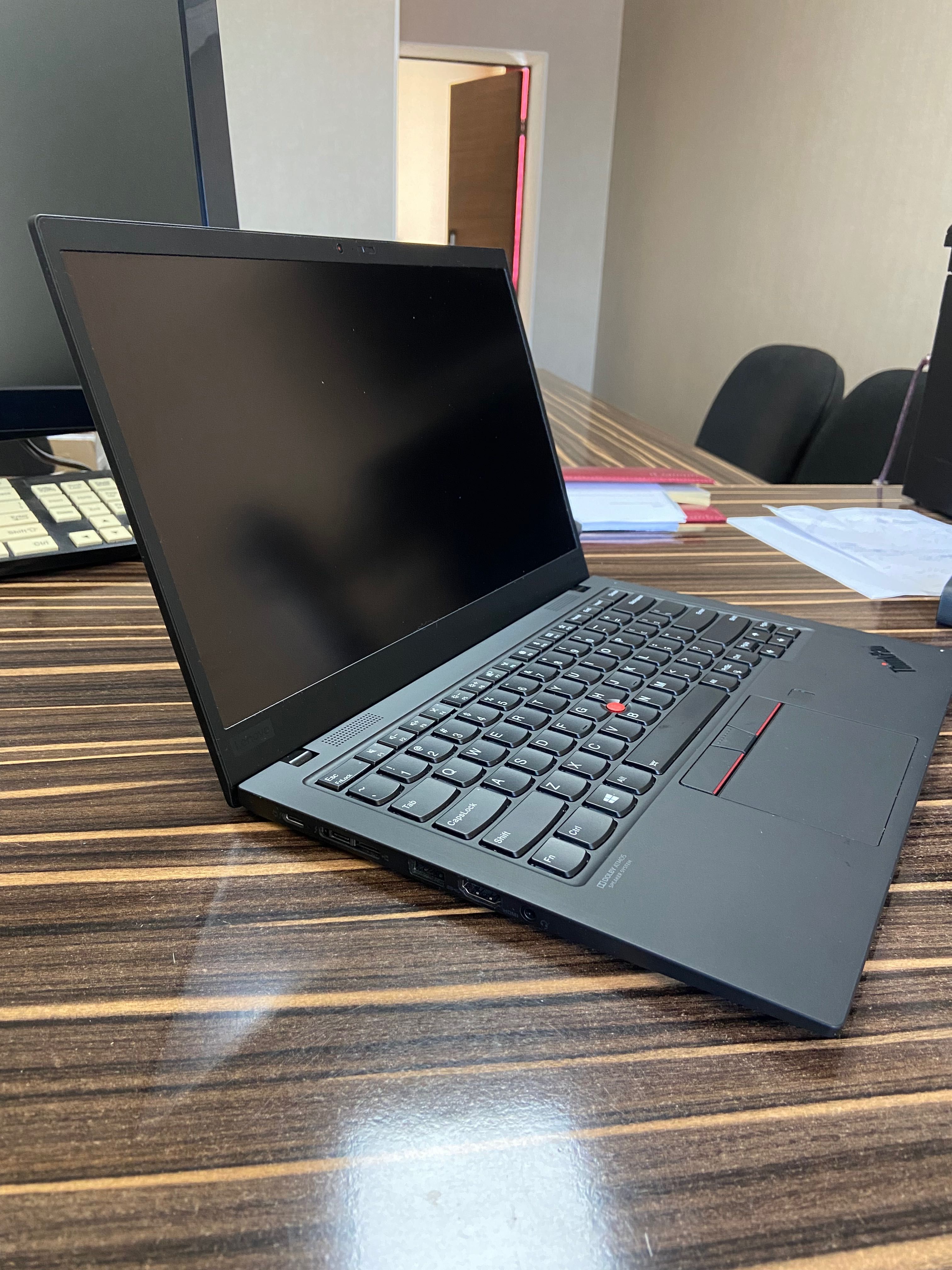 Ноутбук Lenovo ThinkPad X1 Carbon 6th Gen i7-8650U