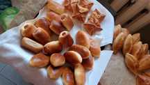 Пирожки духовые ,мясные полуфабрикаты,пахлава и корейские сал.