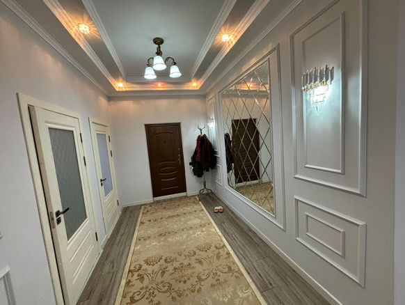 Барлык жагдайы жасалган 7 болмели уй сатылады