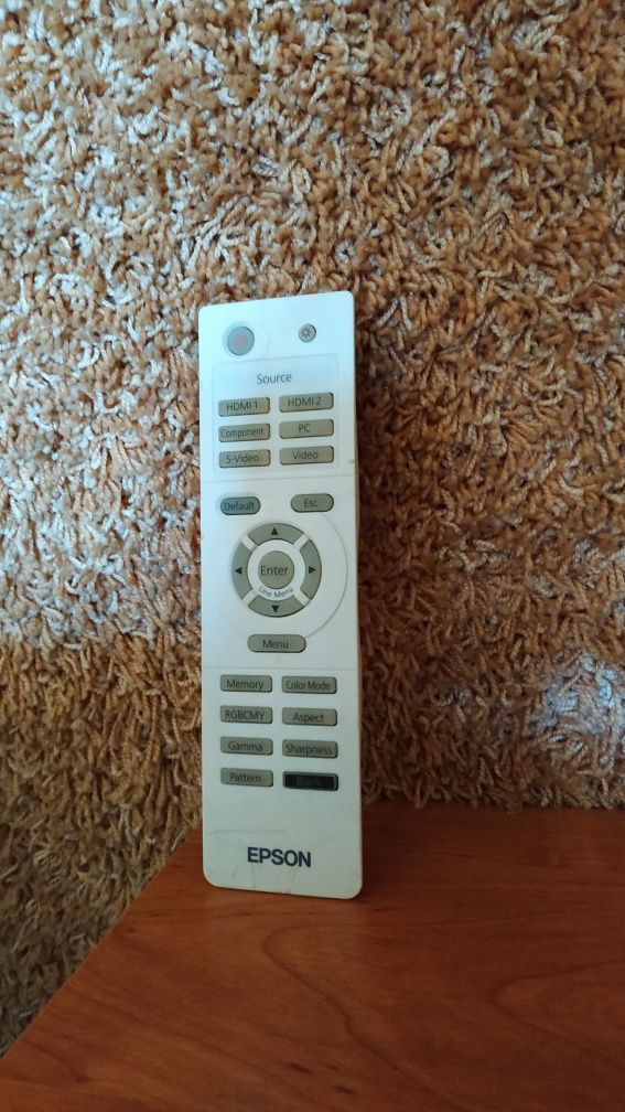 Продам проектор Epson EH TW2900
