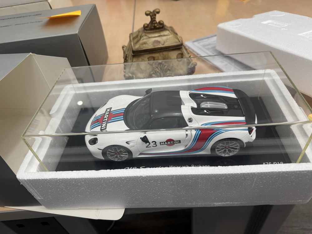 Масштабные модели 1/18