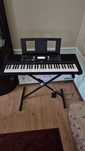 Продам синтезатор YAMAHA PSR Е373