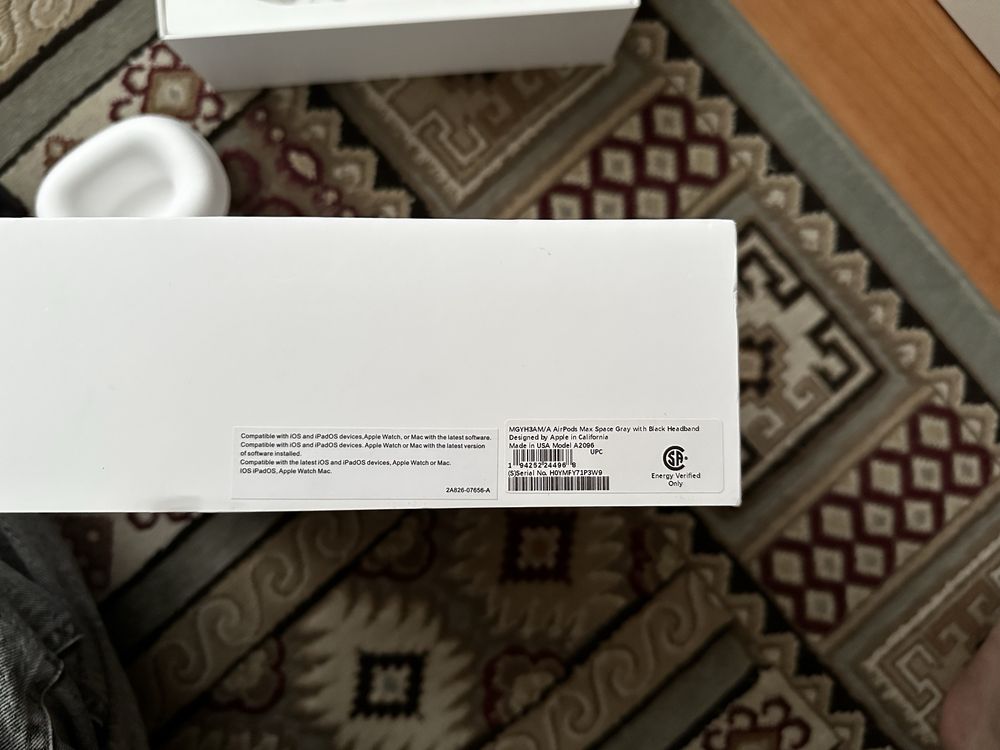 Продам airpods max