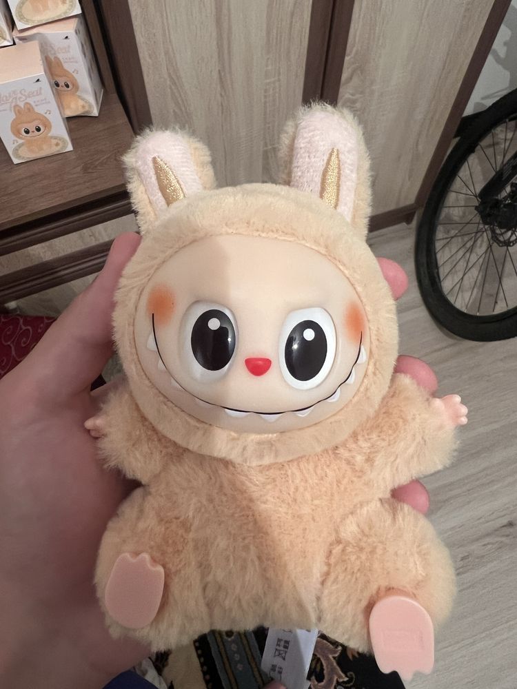 Labubu игрушка