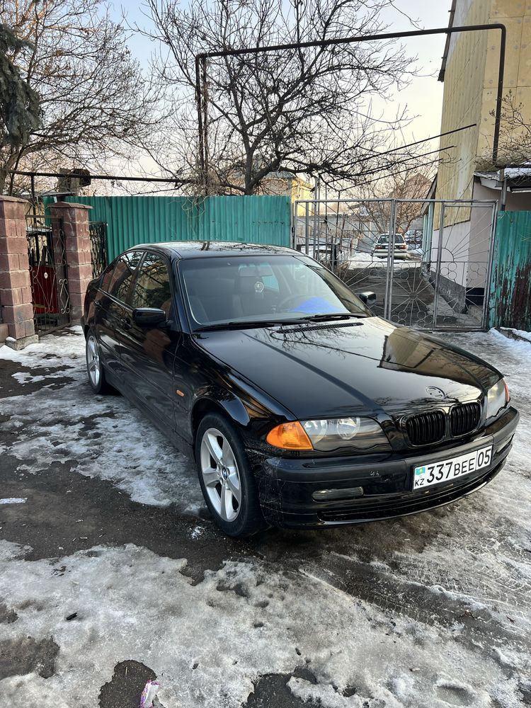 продам машину бмв е46