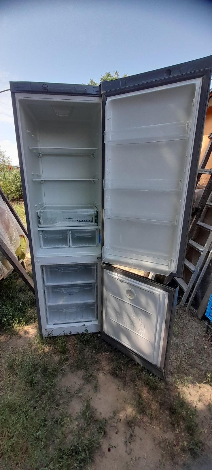 Срочно продам холодильник бу.