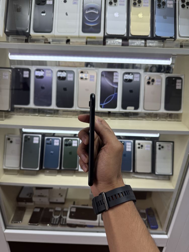  iPhone XR 128gb LL/A black без ремонта и минуса!