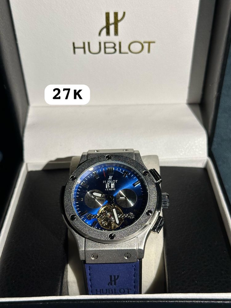 Продам часы новыйе брендовый  с чехлом
