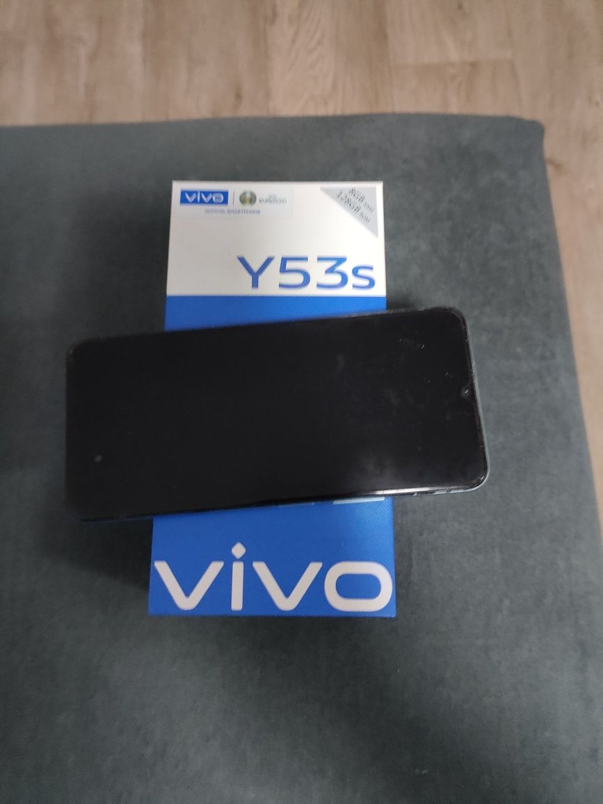 Y 53 Vivo продаю