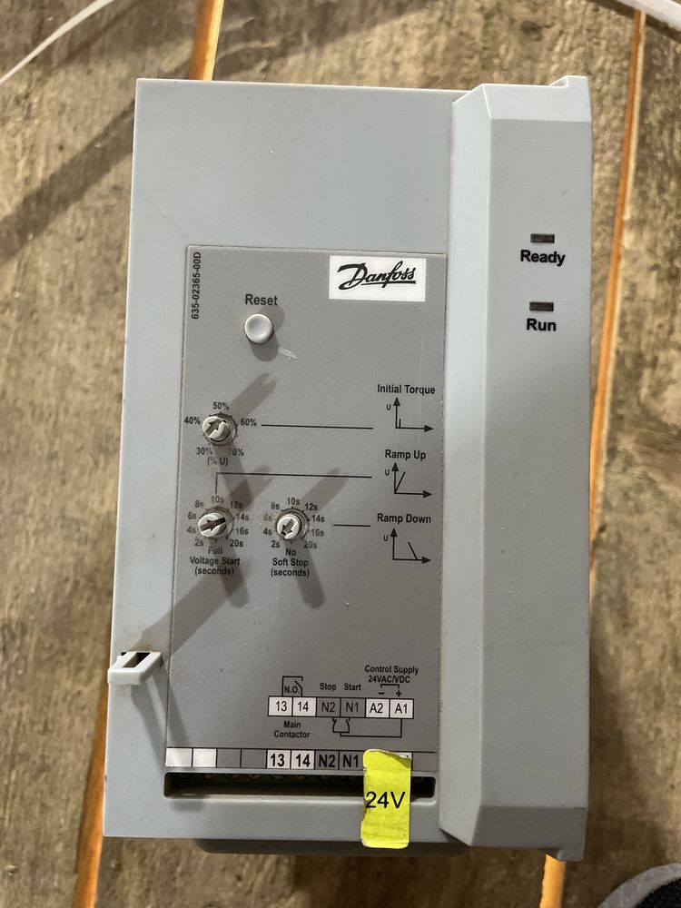 Устройство плавного пуска Danfoss MCD 201-007-T4-CV1