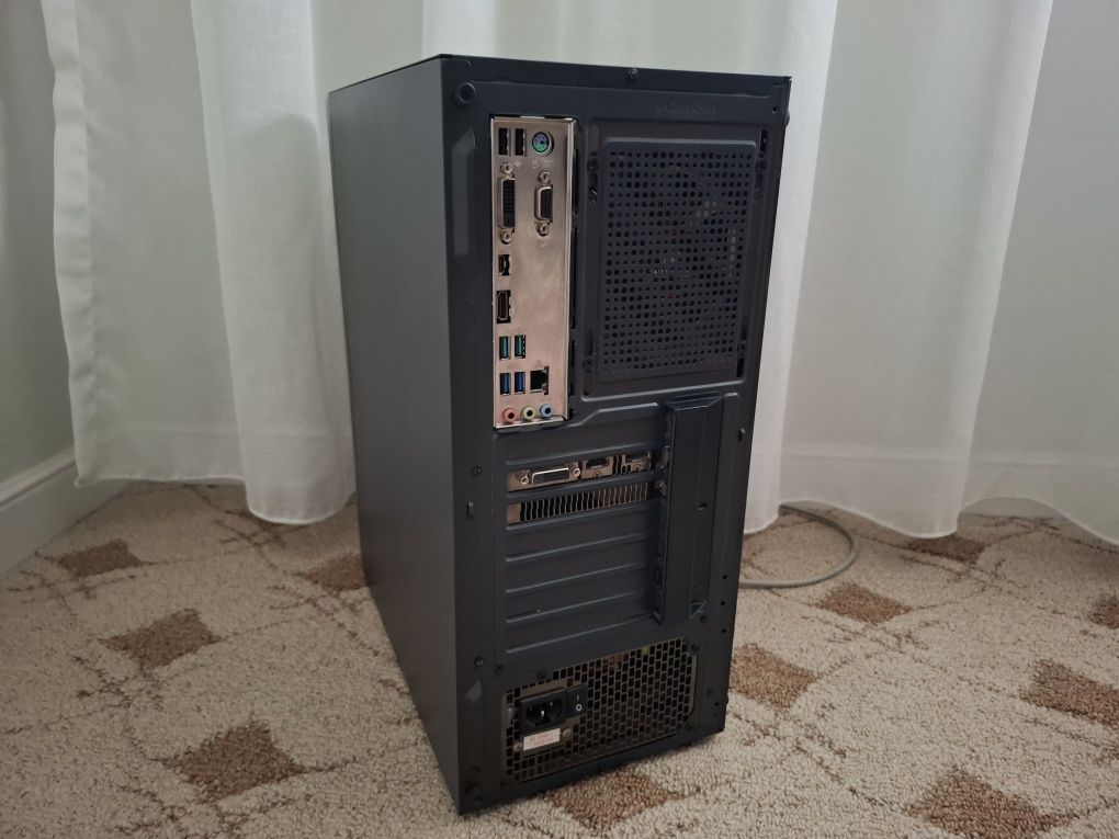 Игровой ПК | i7 7700 | GTX 1050ti | 16 Gb DDR4 | HDD 3 Tb | Монитор 22