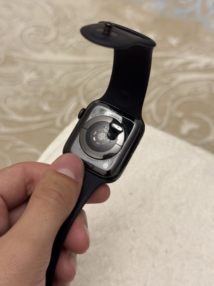 Stainless Steel Apple watch series 4 идеальное состояние