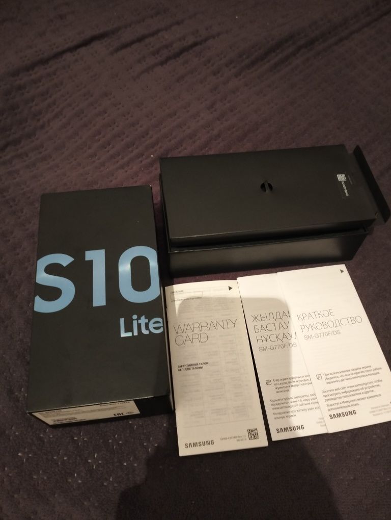 Продам Samsung galaxy s10 lite