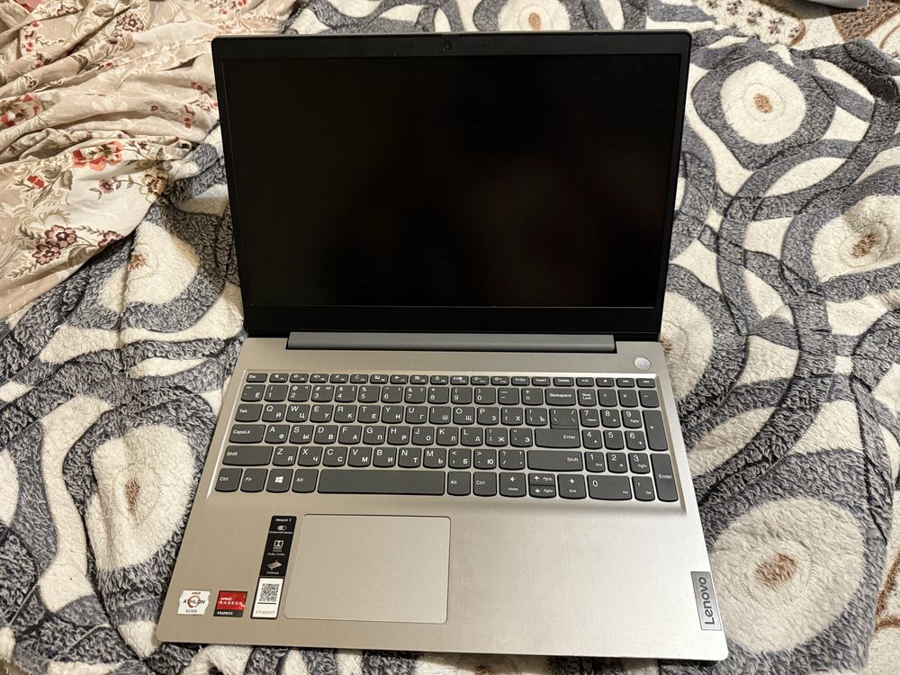 Lenovo IdeaPad 3