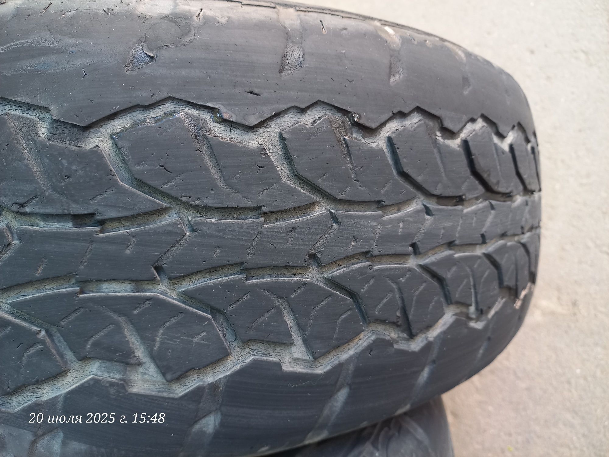Шины R 16, 225, 70.