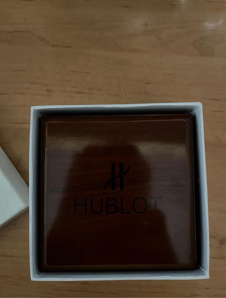 Hublot geneve б/у