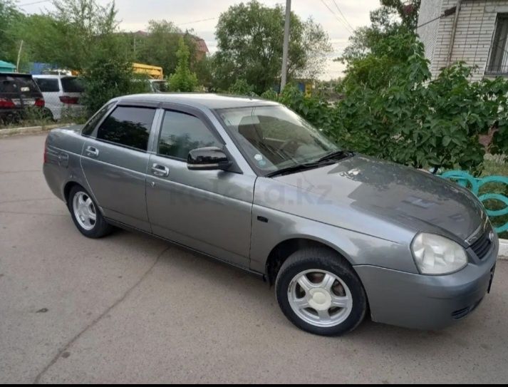 Продам приору 2010 года в хорошем состоянии.