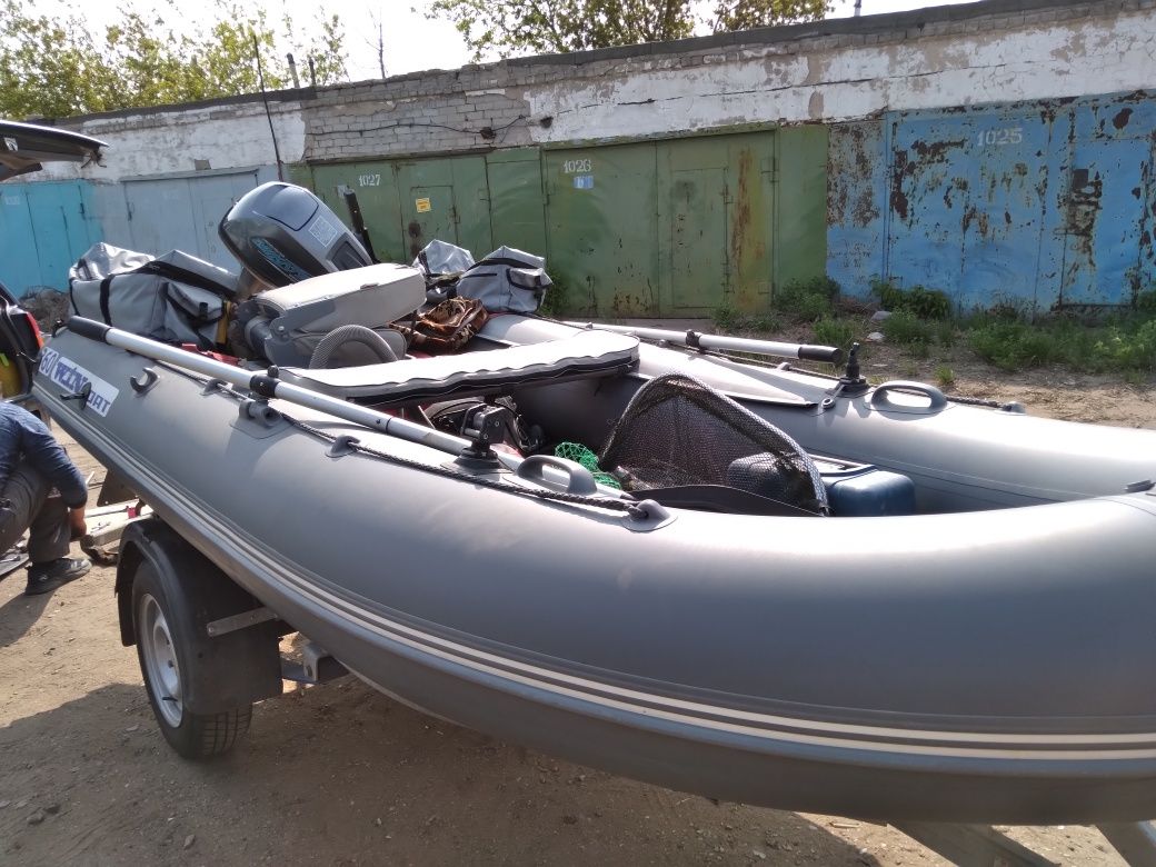 Продам лодку РИБ с мотором и прицепом.