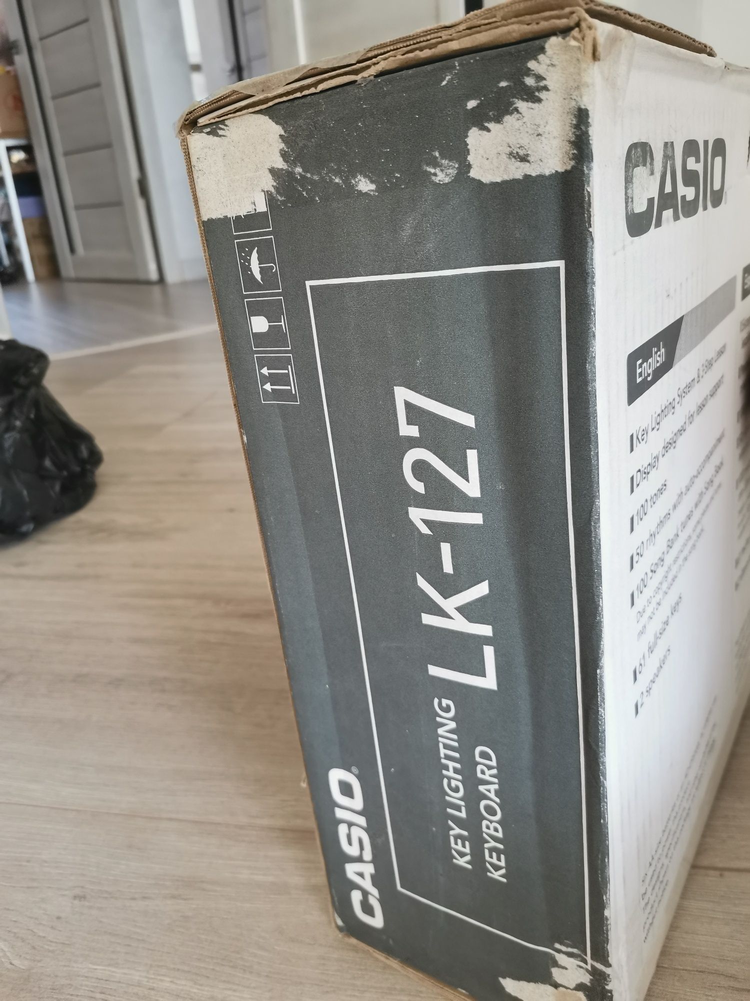 Синтезатор  Casio LK-127