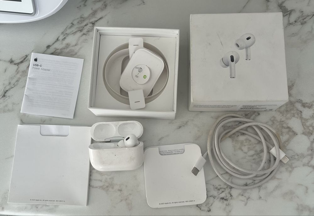 Airpods наушник айфон