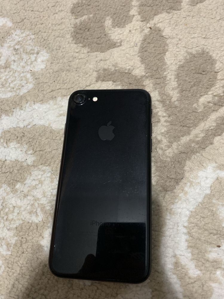 iphone 7 черный 128гб память акб 100%
