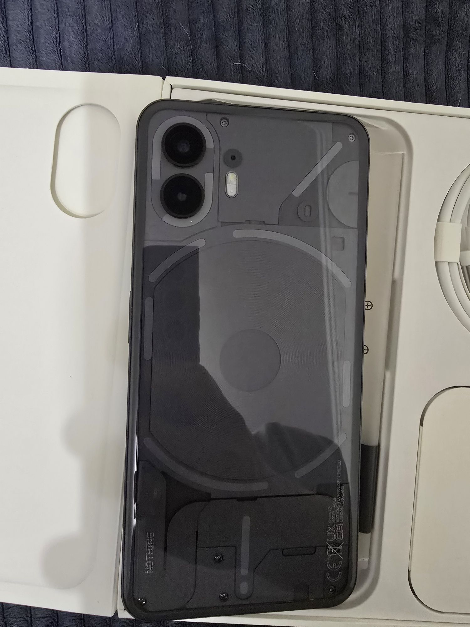 Nothing Phone 2 12/ 256 ГБ_ОБМЕН НЕ ИНТЕРЕСУЕТ!