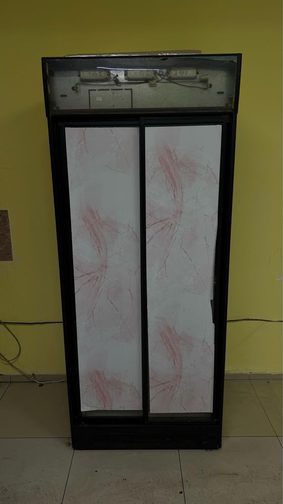 Продам холодильник