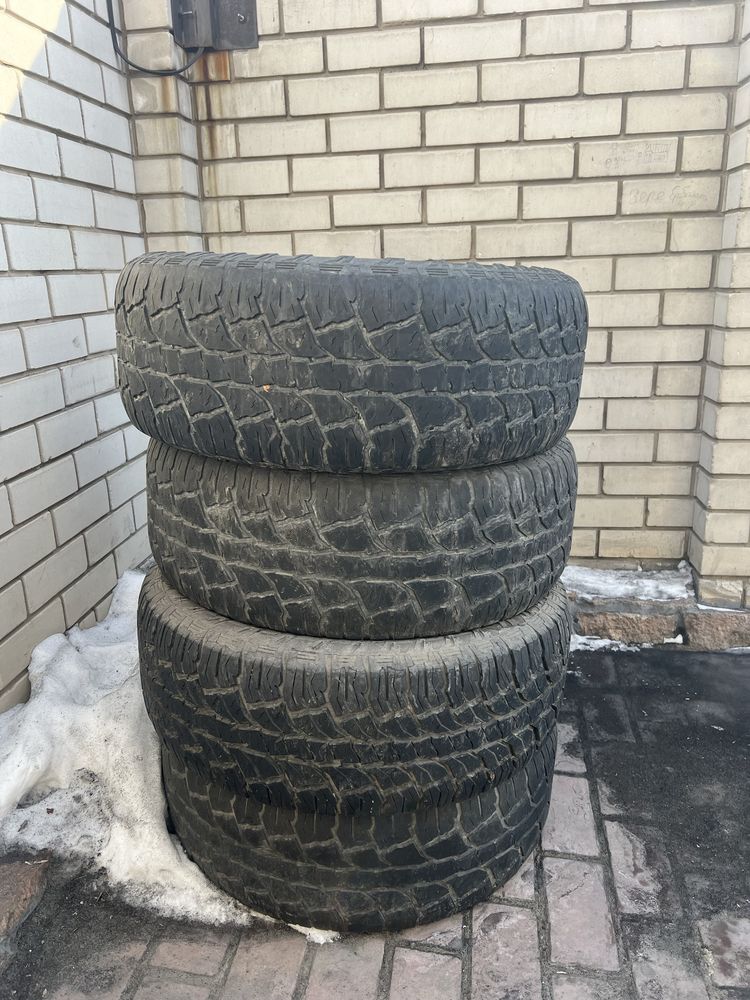 Продам резину всесезонка