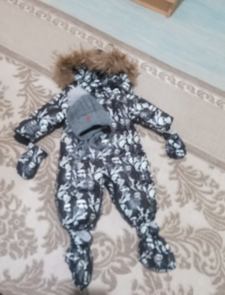 Зимний комбез в отличном состоянии