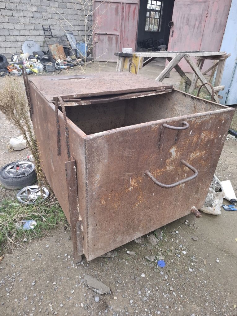 Квадратный емкость ( бочка)